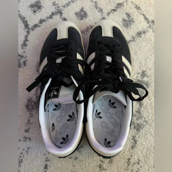 Adidas Samba Women’s - Picture 2 of 10